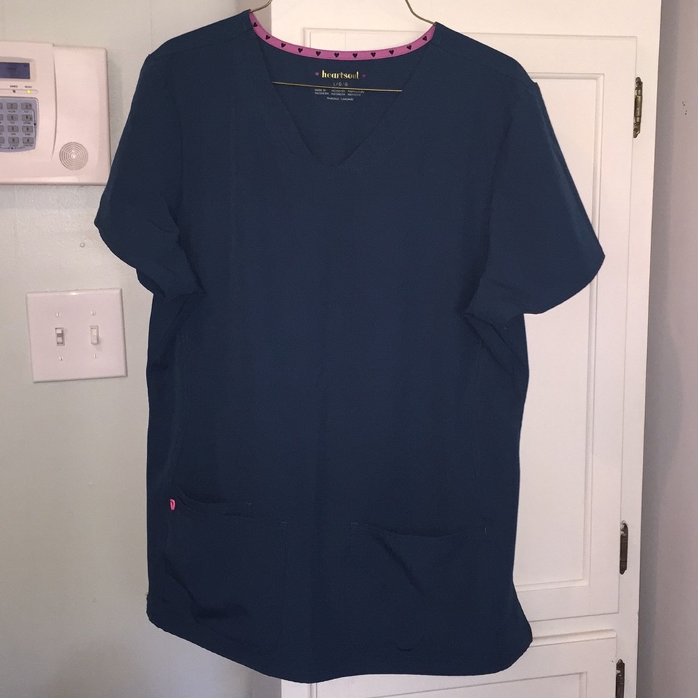 Heartsoul Scrub Top - Sz L